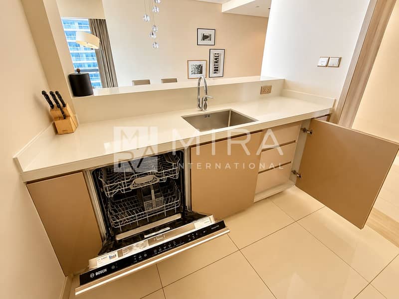 12 Warm Minimalist Kitchen Interior