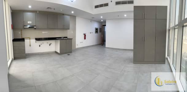 Studio for Rent in Jumeirah Garden City, Dubai - IMG-3811. jpg Studio for Rent in Jumeirah Garden City, Dubai - IMG-3811. jpg