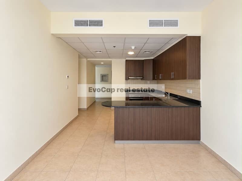 5 6bd6de29-7c98-462c-a433-2064e81529fd. jpg