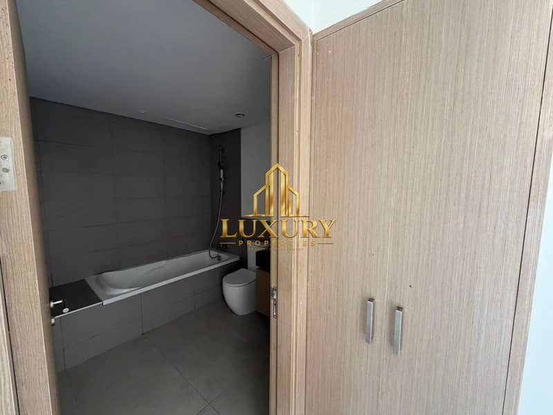 17 Vacant & Ready | 1-BHK with Pool View & Balcony | Maryam Island | 53k in 4 Cheques