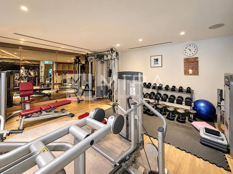14 Modern Luxury Gym Interior