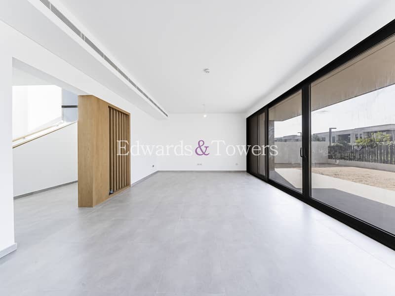 Villa in Jebel Ali Village, 4 schlafzimmer, 380000 AED - 16917909 Villa in Jebel Ali Village, 4 schlafzimmer, 380000 AED - 16917909