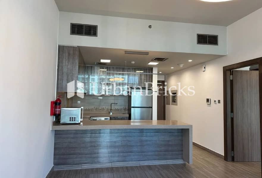 High Floor | Near Metro | Partial Lake View High Floor | Near Metro | Partial Lake View