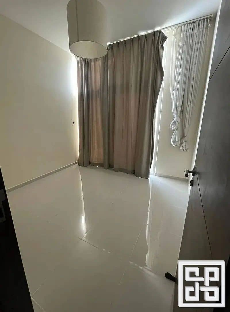 4 862997745-800x600. webp