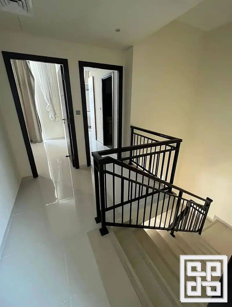 8 862997749-800x600. webp