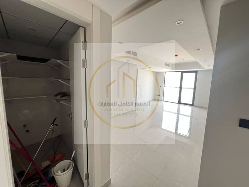 2 WhatsApp Image 2026-10-02 at 23.50. 52 (1). jpeg