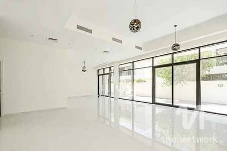 5 Camere Villa in vendita a DAMAC Hills, Dubai - Villa a DAMAC Hills，Queens Meadows, 5 camere da letto, 6300000 AED - 16918574