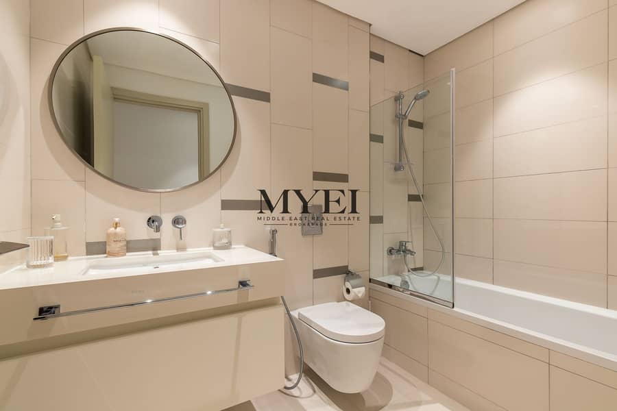 30 06 bathroom 2. jpg
