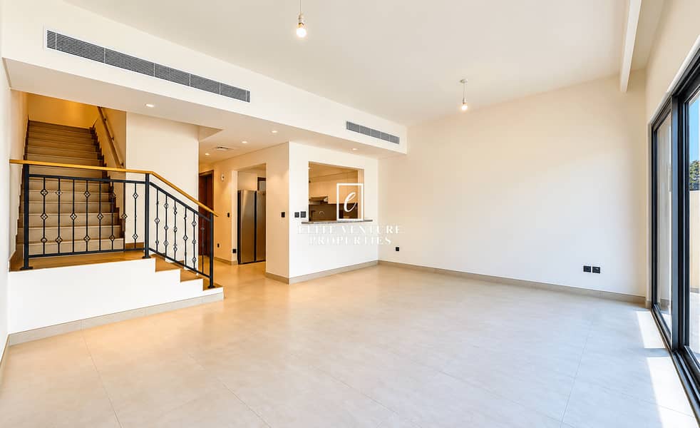 Villetta a schiera a DAMAC Lagoons,Costa Brava,Costa Brava 2, 3 camere da letto, 150000 AED - 16918740 Villetta a schiera a DAMAC Lagoons,Costa Brava,Costa Brava 2, 3 camere da letto, 150000 AED - 16918740