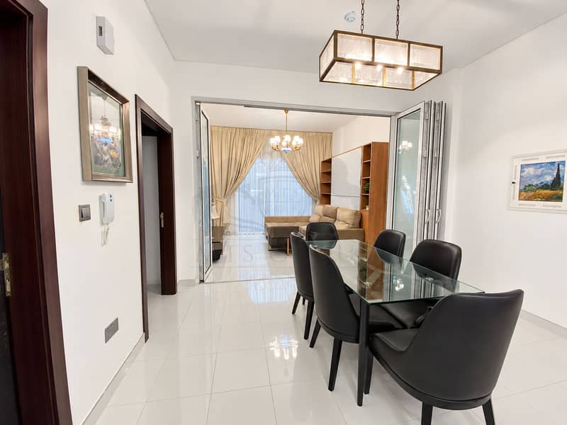 5 Elegant Contemporary Dining and Living Space. png