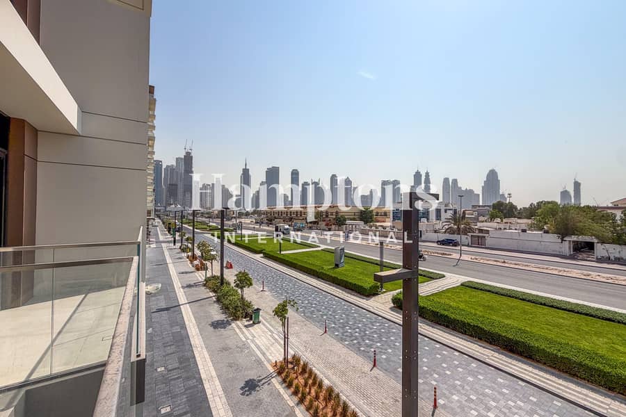Double Balcony | Community View | Large Layout Double Balcony | Community View | Large Layout