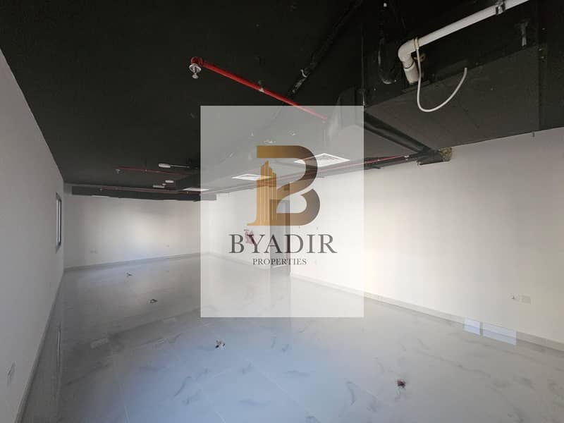 5 b8abc3a7-64e5-46b0-bb4e-af95abc632bd. jpg