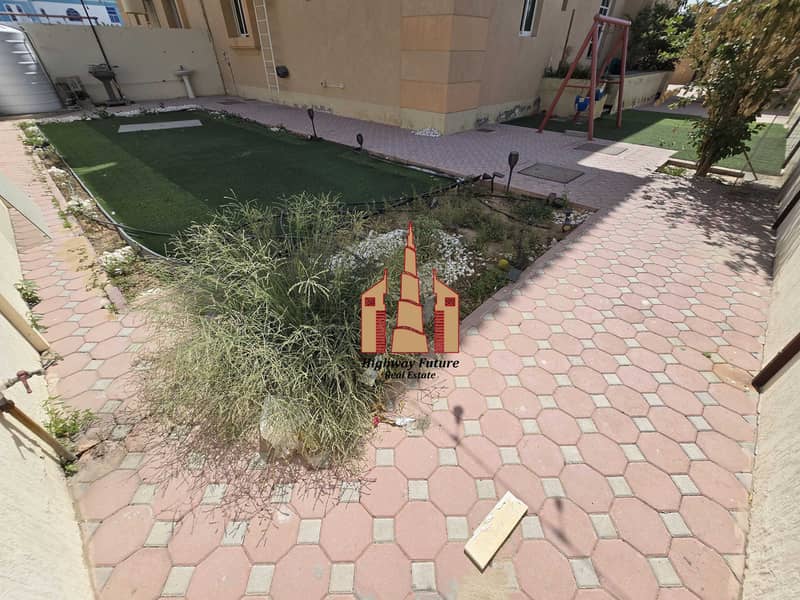 3 39143. jpg