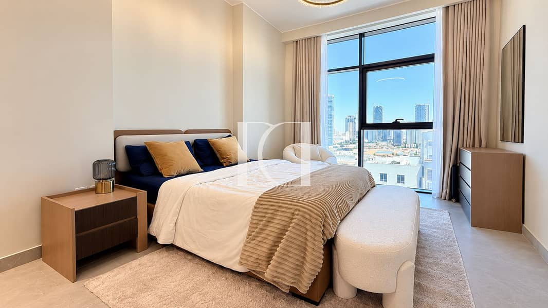 9 Modern Bedroom with City Skyline Views. png