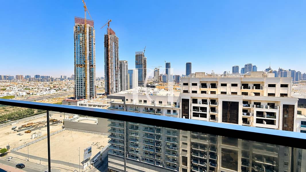 14 Modern Skyline Under Construction. png