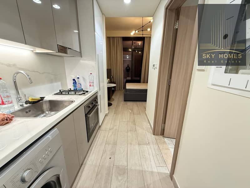 11 1000117971. jpg