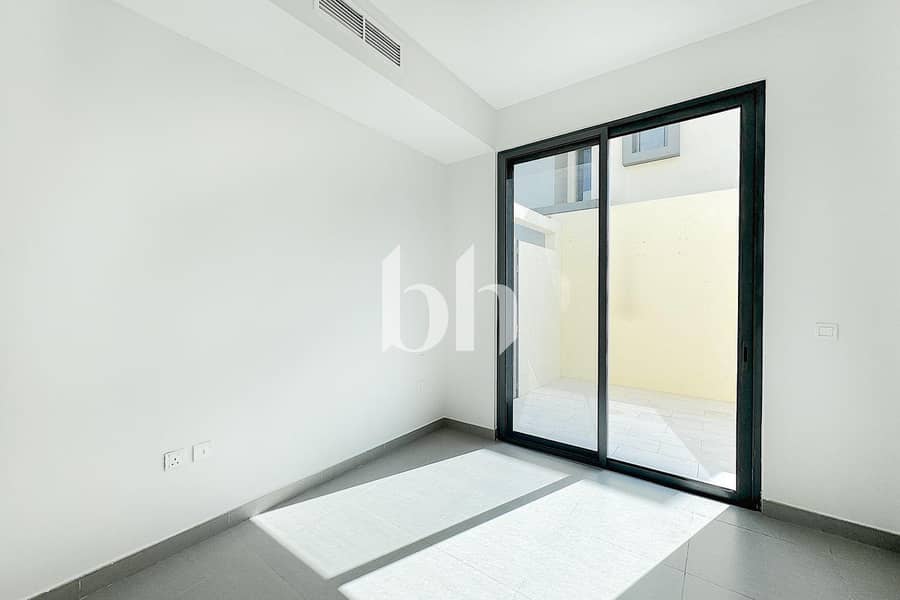 6 images image img