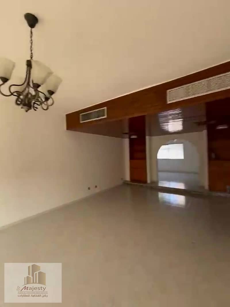 12 Villa-12. jpg