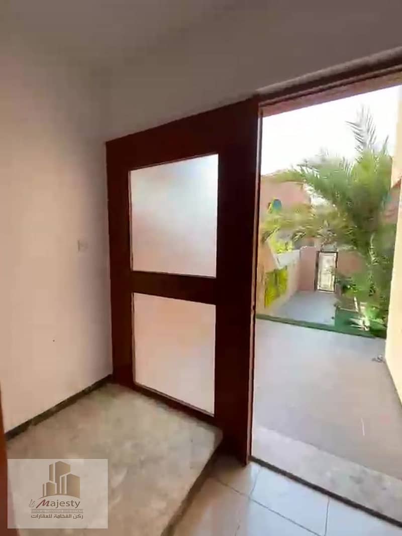 13 Villa-13. jpg
