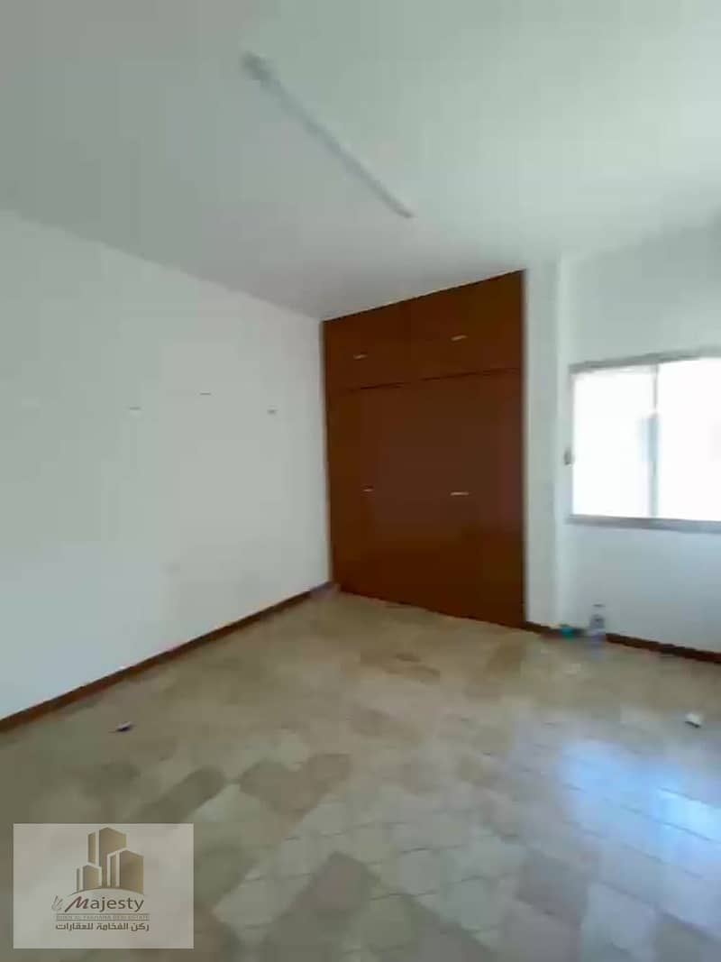 16 Villa-17. jpg