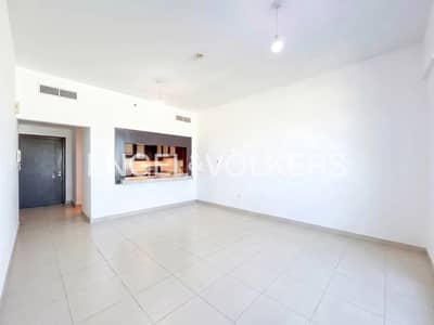 1 Bedroom Apartment for Rent in The Views, Dubai - Unfurnished l Vacant l Chiller Free