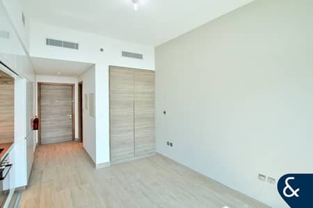 Studio zum Miete in Dubai Marina, Dubai - Wohnung in Dubai Marina，Studio One Tower, 70000 AED - 16920054