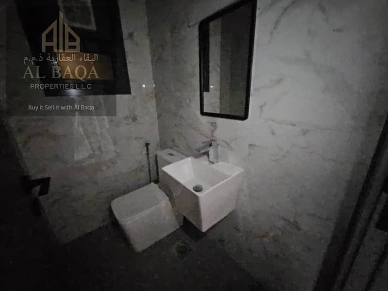 18 2 BHK (17). jpeg