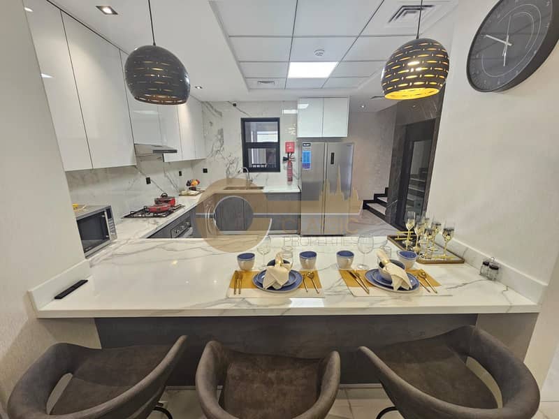 5 Kitchen. jpeg