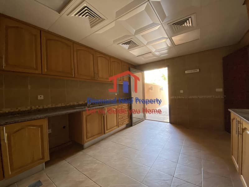 4 Back Garden | Beach Access | No Agency Fee | Peaceful