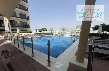 5 AZIZI PEARL POOL. webp