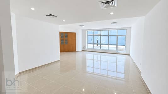 3 Bedroom Apartment for Rent in Al Majaz, Sharjah - Hall area. png