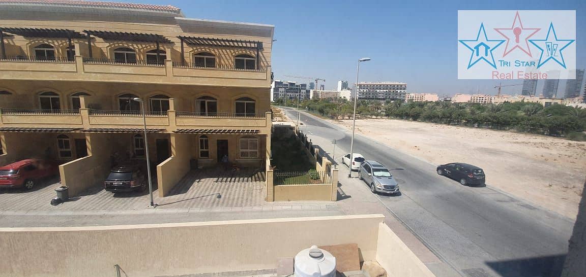 4 al amir th view. jpg