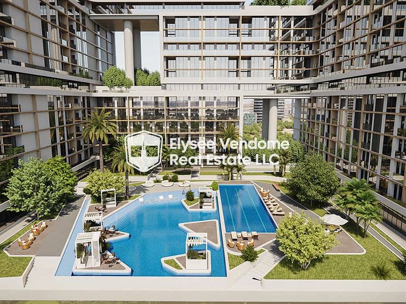 3 courtyard-shot-2x. jpg