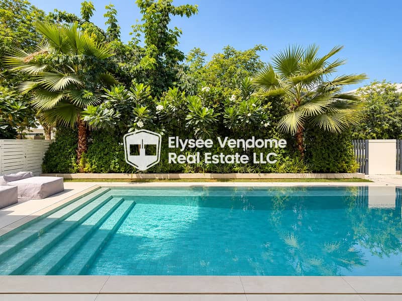 23 Piscine turquoise au jardin tropical. png
