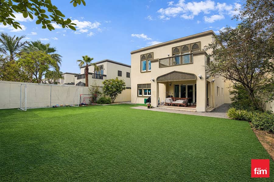 Villa in Jumeirah Park,District 7, 3 slaapkamers, 8500000 AED - 16920763 Villa in Jumeirah Park,District 7, 3 slaapkamers, 8500000 AED - 16920763