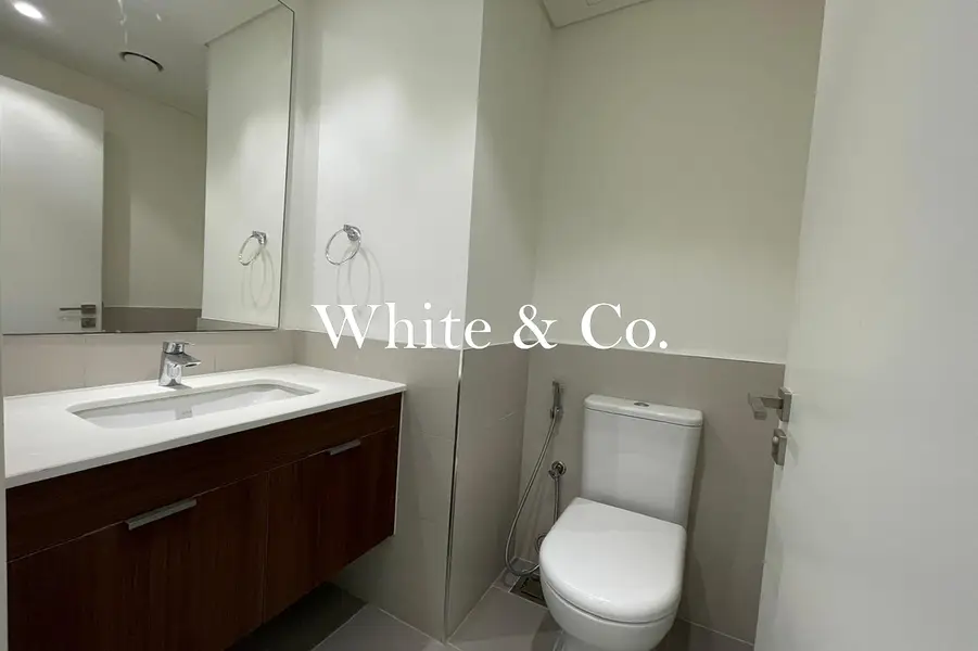 Best Price | High Floor | Great Investment