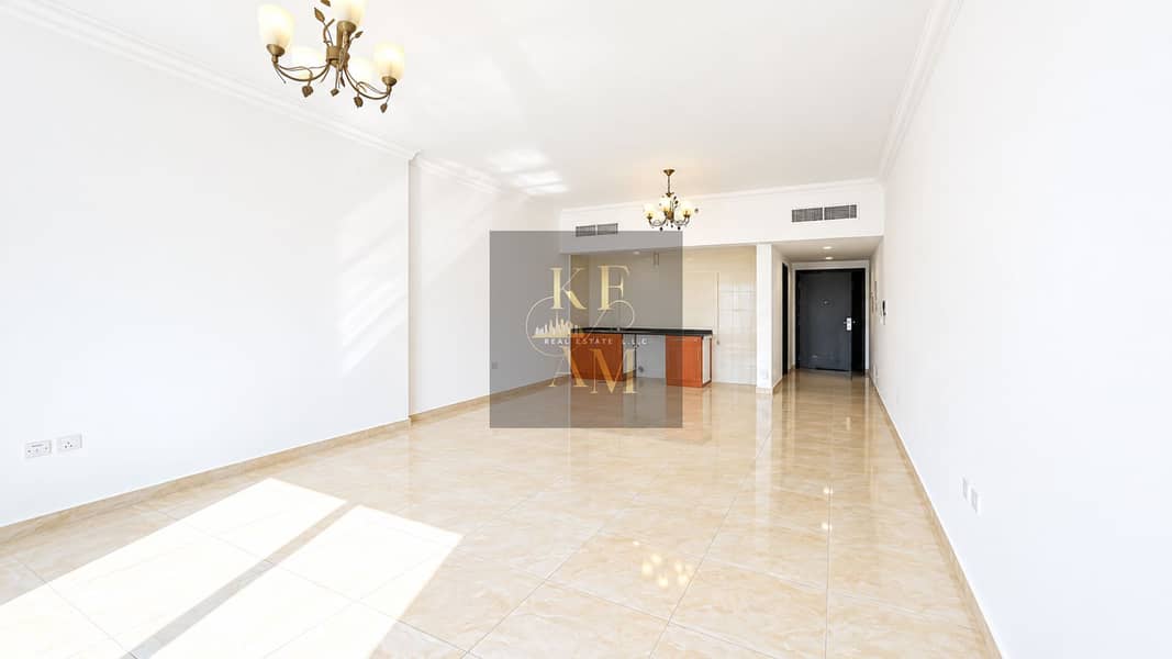 7 Bright Empty Apartment Interior. png