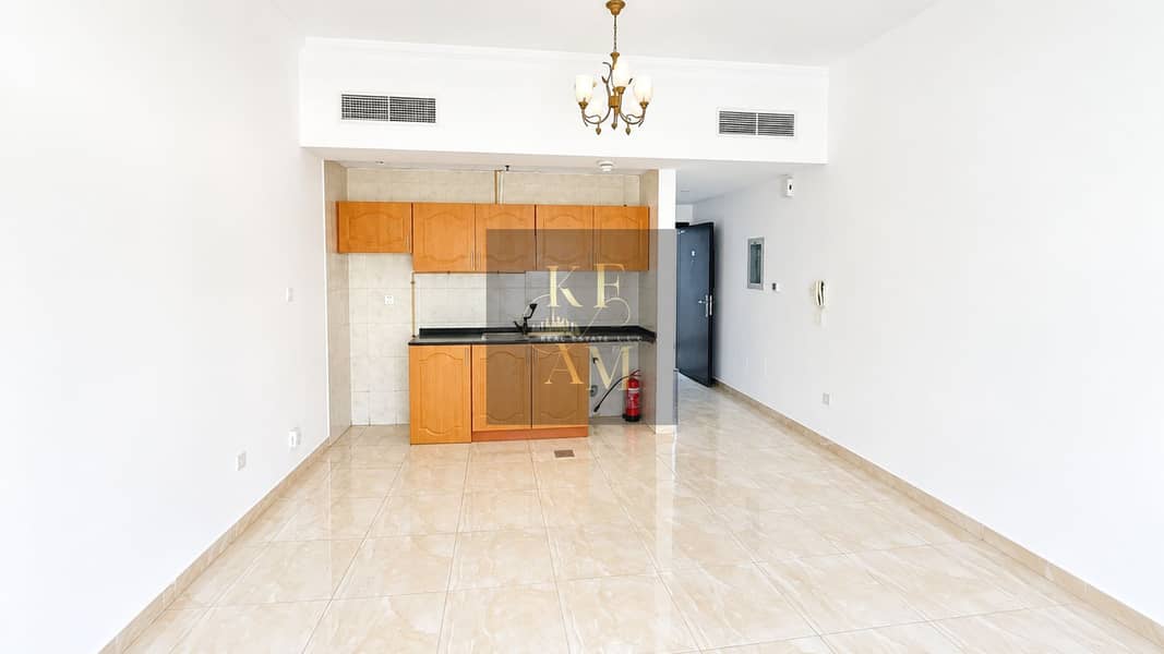 16 Bright Modern Apartment Kitchen Nook. png