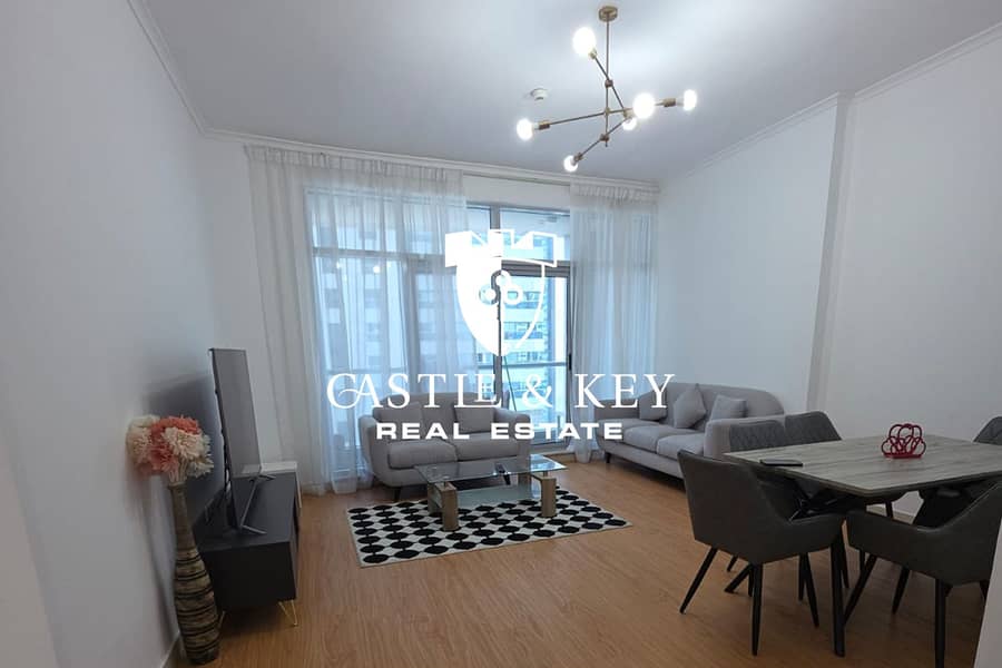 2 living room 2. jpeg