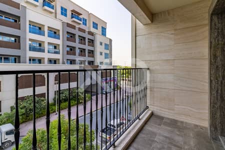 1 Bedroom Flat for Rent in Jumeirah Village Triangle (JVT), Dubai - Large | Park View | Unfurnished | 990 SQFT
