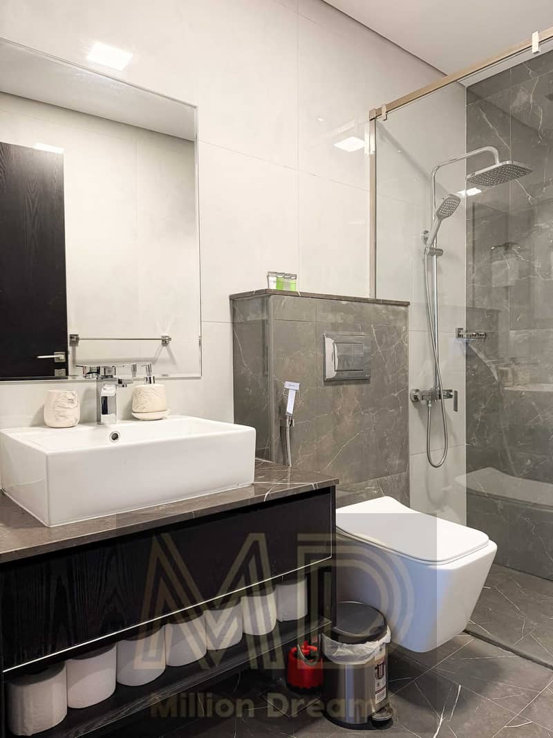 12 WhatsApp Image 2026-10-17 at 14.10. 27 (3). jpeg