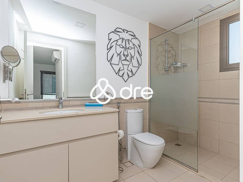 18 DRE09673-Edit. JPG