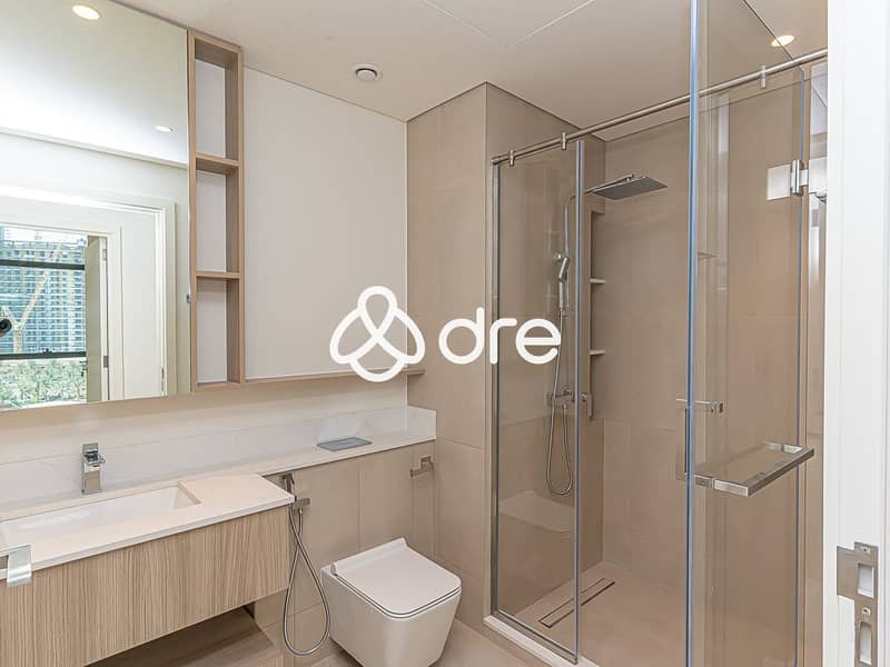 24 DRE07546. JPG