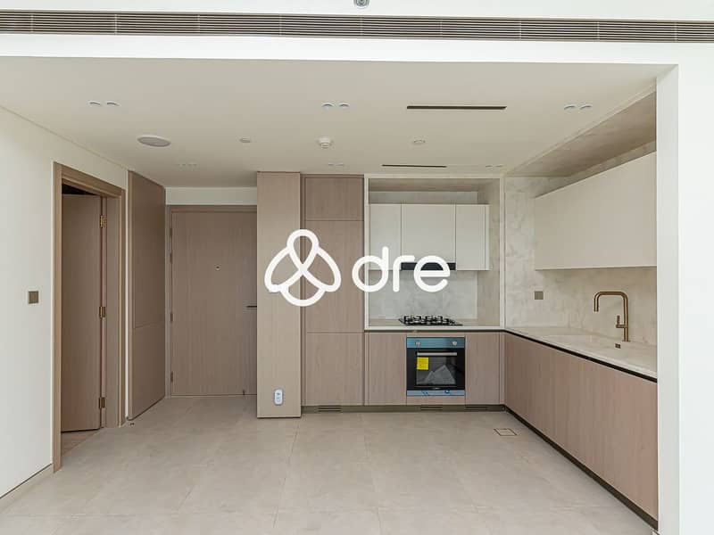 8 DRE08885-Edit. JPG