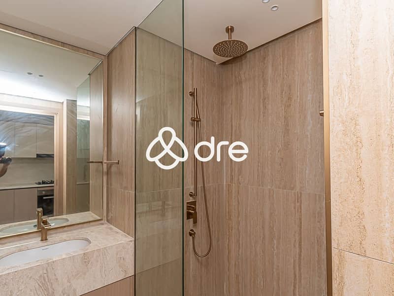 9 DRE09403. JPG