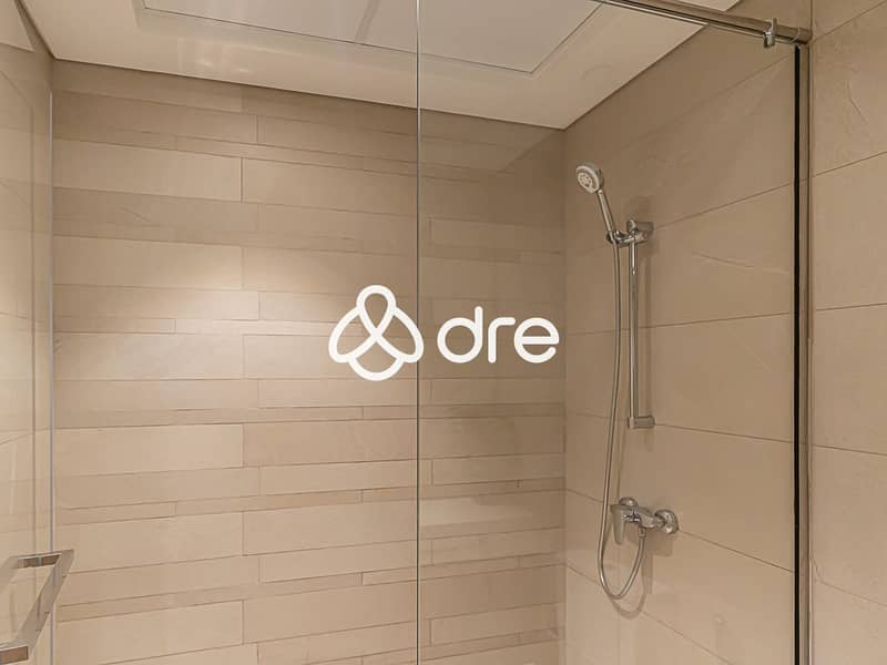 11 DRE06657. JPG