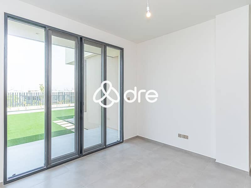 5 DRE06975. JPG