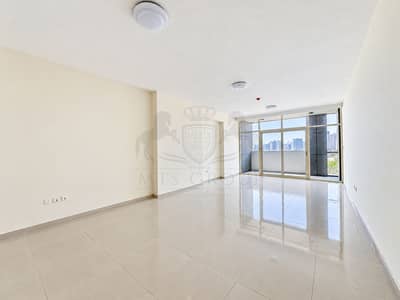 2 habitaciones Apartamento para en Alquiler en Al Qusais, Dubai - Bright Empty Apartment with City View. png