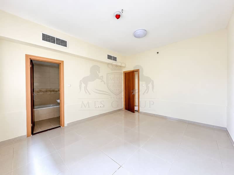 14 Bright Minimalist Apartment Interior (1). png