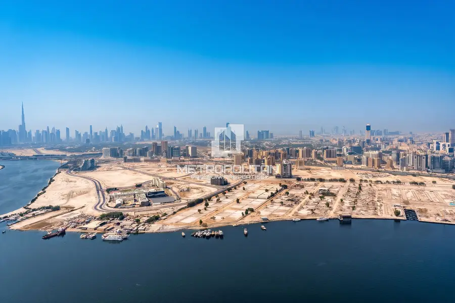 Best Priced | Vacant | Upgraded with Skyline View